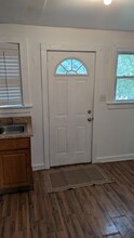 1208 Preston St, Unit 1208 in Bristol, VA - Foto de edificio - Building Photo