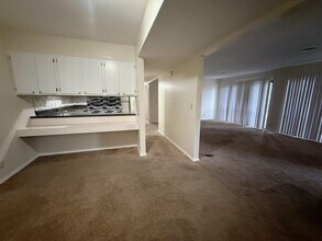 6571 Poplar Ave in Germantown, TN - Building Photo - Building Photo