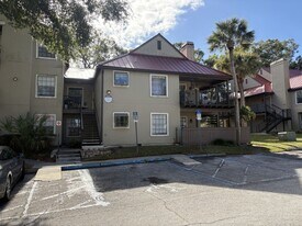 234 Afton Square in Altamonte Springs, FL - Building Photo