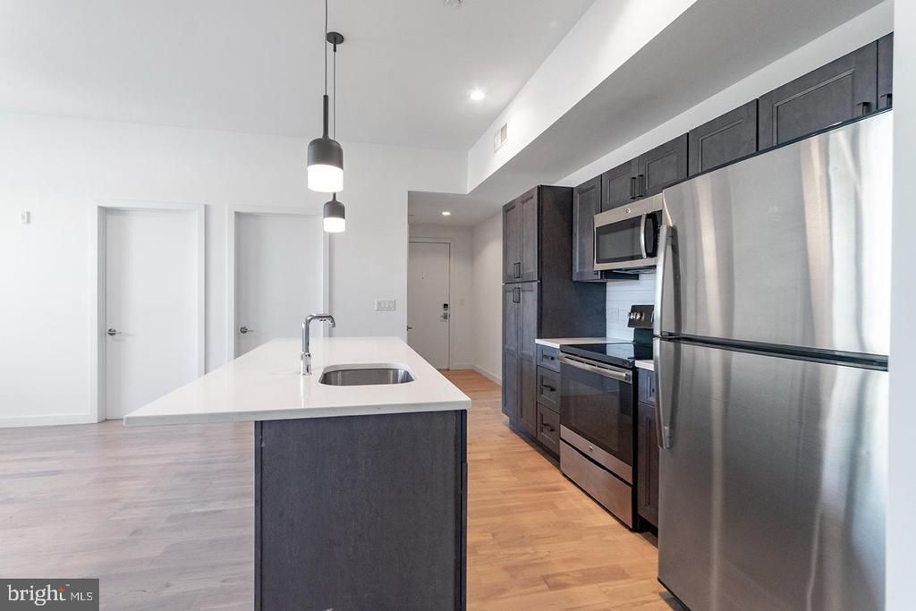 507 S 8th St in Philadelphia, PA - Building Photo
