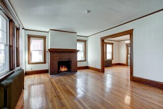 152 Theodore Parker Rd, Unit 1 in Boston, MA - Building Photo - Building Photo