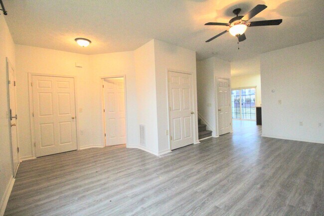 1086 Cherrybrook Dr in Harrisonburg, VA - Building Photo - Building Photo