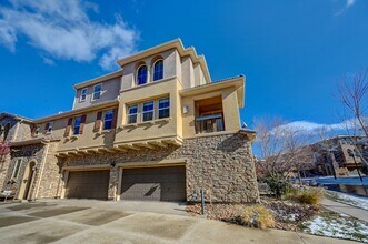 3457 Cascina Pl-Unit -Unit D in Highlands Ranch, CO - Building Photo - Building Photo
