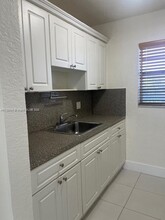 4163 SW 67th Ave, Unit 203c in Davie, FL - Building Photo - Building Photo