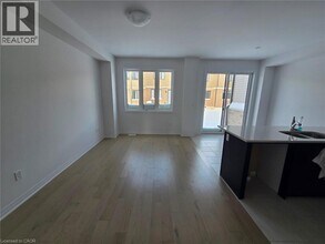 99 Manuel St in Stratford, ON - Building Photo - Building Photo