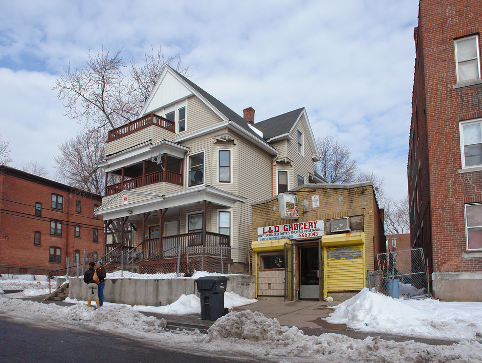 206 Mather St in Hartford, CT - Building Photo