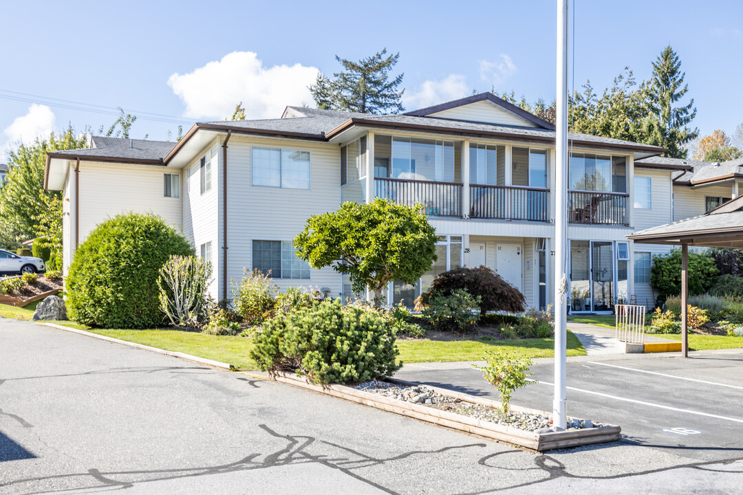 Willow Park Estates in Langley, BC - Building Photo