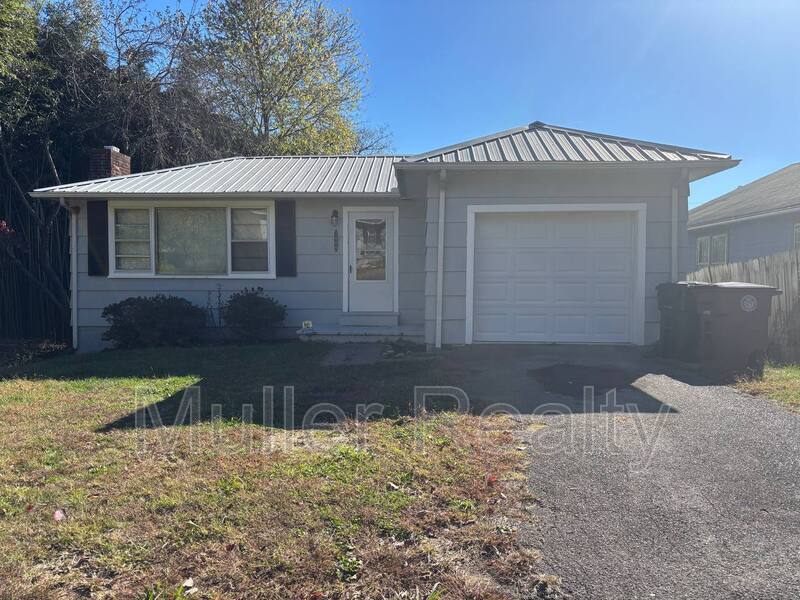 1006 Freemason St in Knoxville, TN - Building Photo