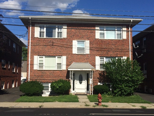 304-308 312 316 Franklin Ave in Belleville, NJ - Foto de edificio - Building Photo