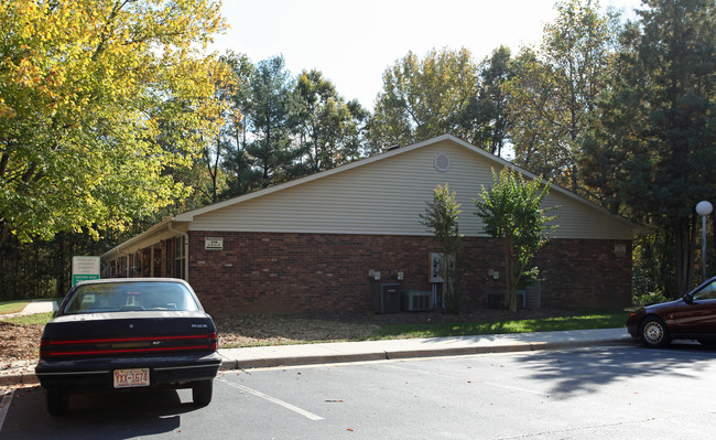 Green Hill in Lexington, NC - Building Photo - Building Photo