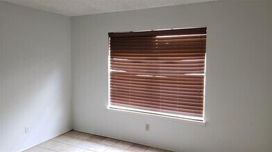 433 Matt Ln in Arlington, TX - Building Photo - Building Photo