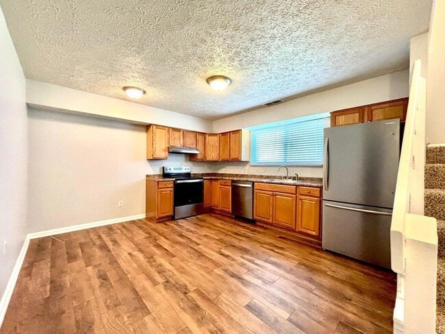 property at 4927 Godown Rd