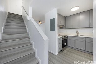 46-232-232 Kahuhipa St in Kaneohe, HI - Building Photo