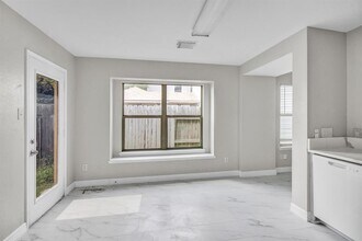 8530 Village Hollow Ln in Houston, TX - Building Photo - Building Photo