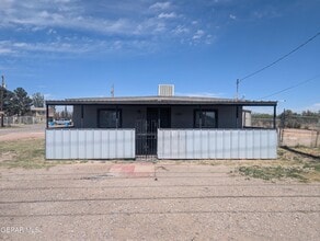 11841 Socorro Rd in San Elizario, TX - Building Photo - Building Photo