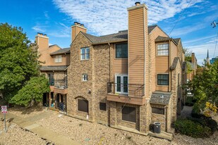 The Remington in Dallas, TX - Building Photo