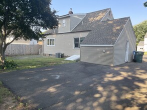 65 Washington Rd in Hamden, CT - Building Photo - Building Photo