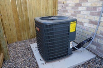 22 Hiawatha Dr in Pharr, TX - Building Photo - Building Photo