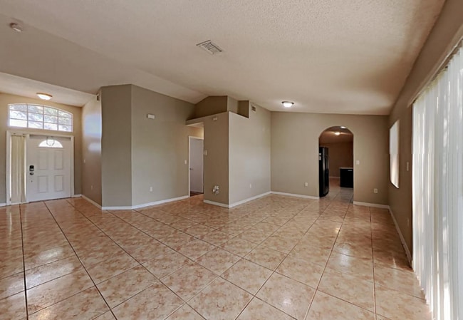 10660 SW 21st St in Miramar, FL - Building Photo - Building Photo