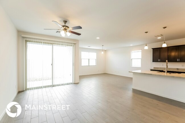 5530 W Walatowa St in Phoenix, AZ - Foto de edificio - Building Photo