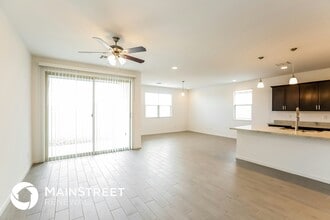 5530 W Walatowa St in Phoenix, AZ - Foto de edificio - Building Photo