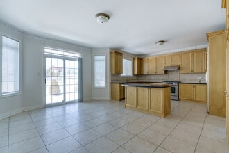 186 Weaver Ct in Vaughan, ON - Building Photo - Building Photo
