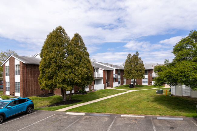 Arbor Green in Beverly, NJ - Foto de edificio - Building Photo