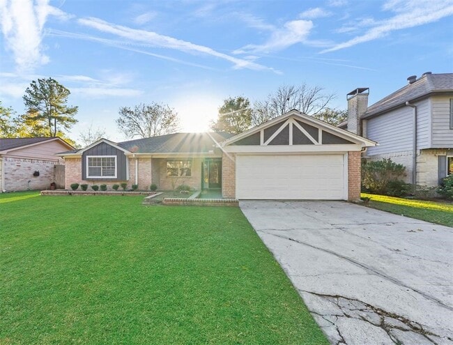 17311 Seven Pines Dr