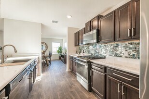 8226 Blue Canal in San Antonio, TX - Building Photo