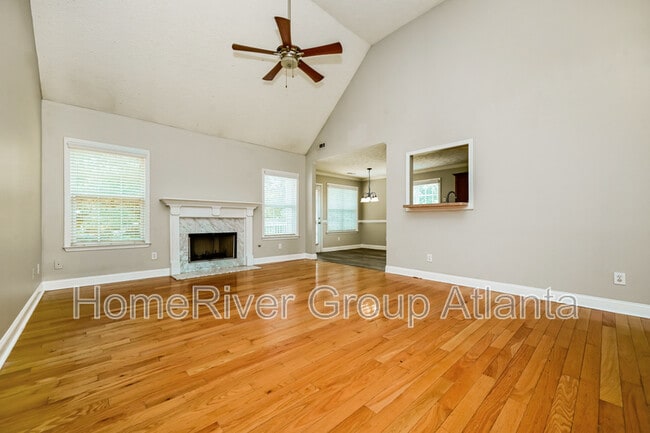 220 Creekside Cir in Hampton, GA - Building Photo - Building Photo
