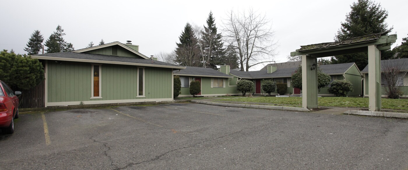 3418 E 18th St in Vancouver, WA - Foto de edificio