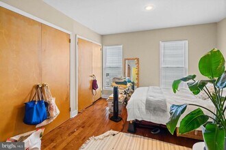758 S 19th St in Philadelphia, PA - Building Photo - Building Photo
