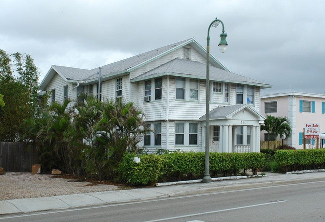 The 311 Apartments / GW House in Lake Worth, FL - Building Photo - Building Photo