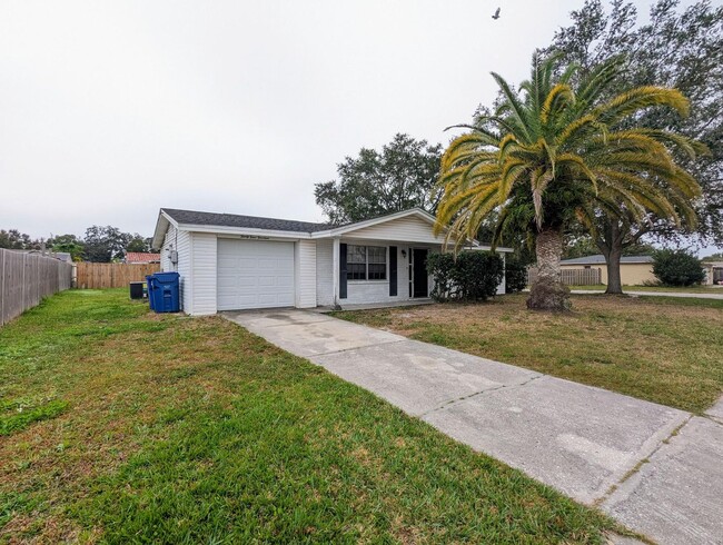 3414 Coldwell Dr in Holiday, FL - Building Photo - Building Photo