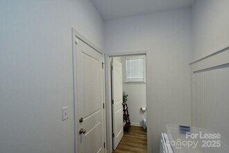 2046 McDonald Dr in Charlotte, NC - Building Photo - Building Photo