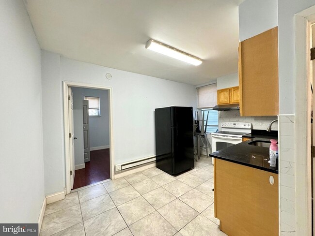 3739 Lancaster Ave, Unit 233 in Philadelphia, PA - Building Photo - Building Photo