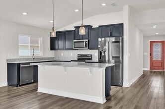 4595 Plainview Rd in St. Cloud, FL - Building Photo - Building Photo