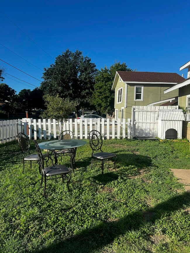 property at 1907 Belmont Ave