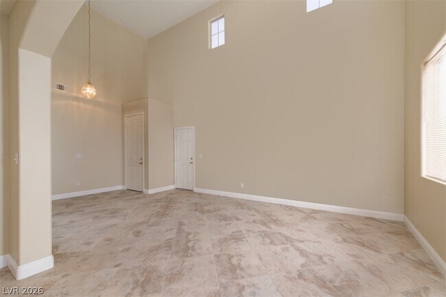 5242 Spring Canyon St in North Las Vegas, NV - Building Photo - Building Photo