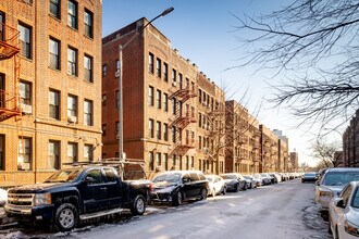 3525-35-35 95th St in Flushing, NY - Building Photo - Building Photo