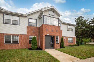 Trumbull Terrace in Detroit, MI - Building Photo - Building Photo