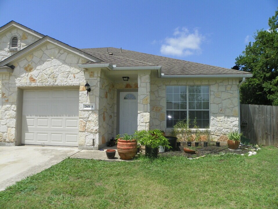 2601 Cypress Ln in Cedar Park, TX - Building Photo