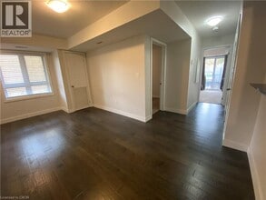 361 Lancaster St W in Kitchener, ON - Building Photo - Building Photo