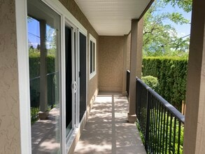 2515 Alexander St in Duncan, BC - Building Photo - Building Photo