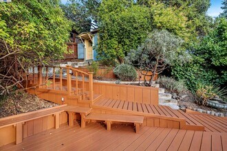1012 Elbert St in Oakland, CA - Building Photo - Building Photo