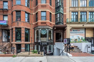 173 Newbury St in Boston, MA - Foto de edificio - Building Photo