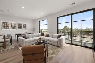 4315 S Congress Ave in Austin, TX - Building Photo