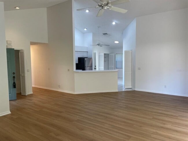 4504 Deer Trail Blvd in Sarasota, FL - Building Photo - Building Photo