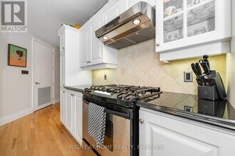 364 Cooper St in Ottawa, ON - Building Photo - Building Photo