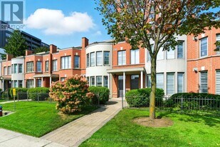 442 Maple Ave in Burlington, ON - Building Photo